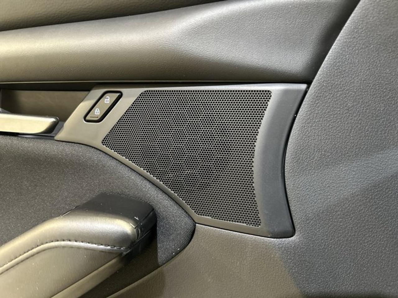 2023 Mazda MAZDA3 Sport GS | One owner | Accident Free Photo