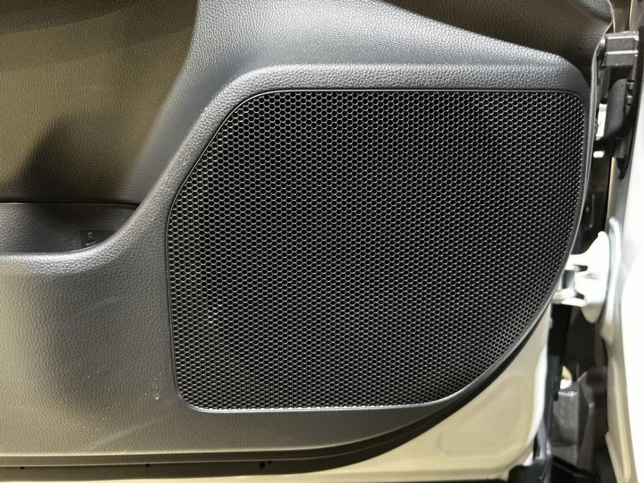 2025 Toyota Crown Signia Limited AWD Photo