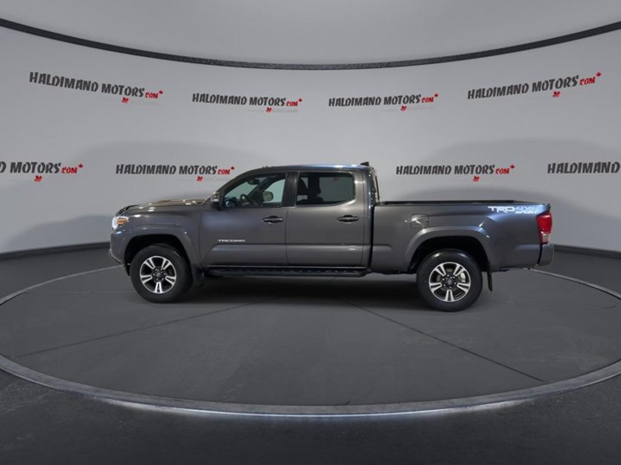 2016 Toyota Tacoma TRD Sport Double Cab 4wd | No accidents Photo