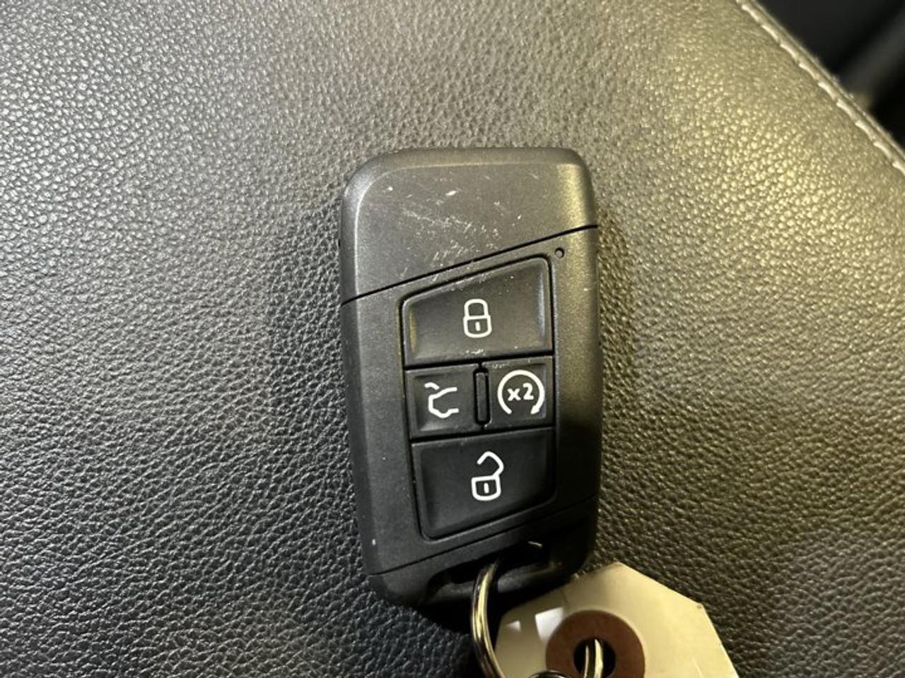 2021 Volkswagen Atlas Comfortline 4MOTION | One owner Photo