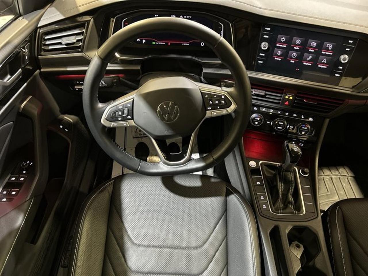 2023 Volkswagen Jetta Highline | Accident Free | Sunroof | Navigation Photo