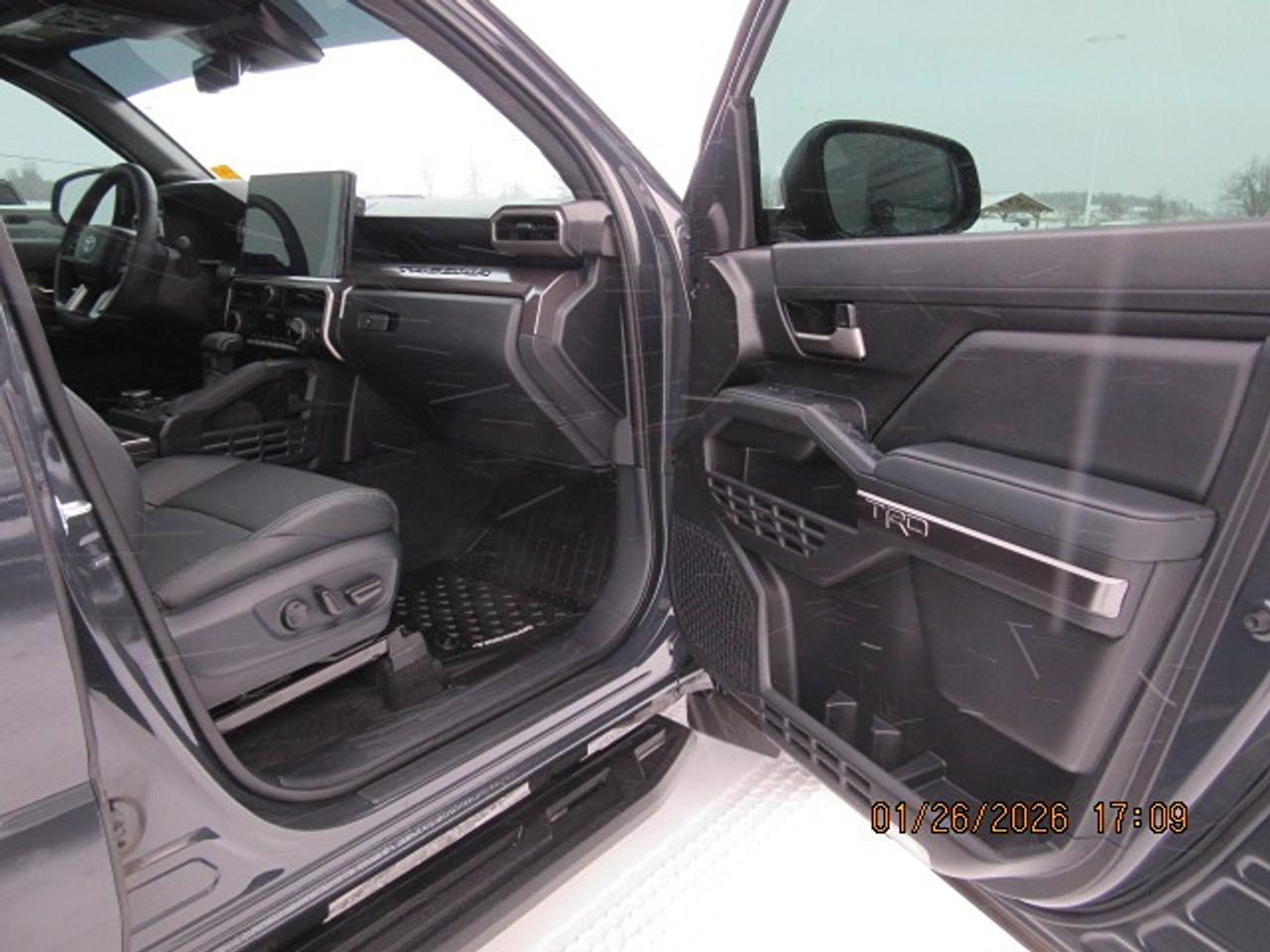 2025 Toyota Tacoma TRD SPORT PREMIUM Photo