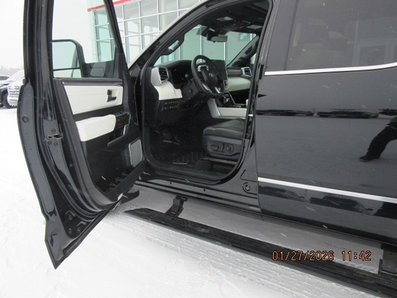 2023 Toyota Tundra Capstone Hybrid Photo