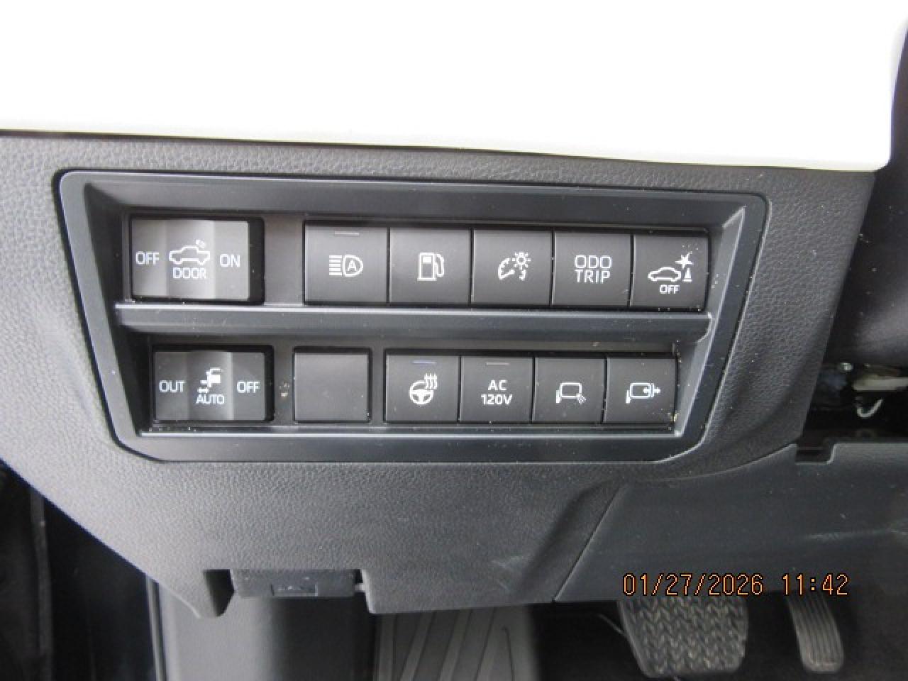 2023 Toyota Tundra Capstone Hybrid Photo