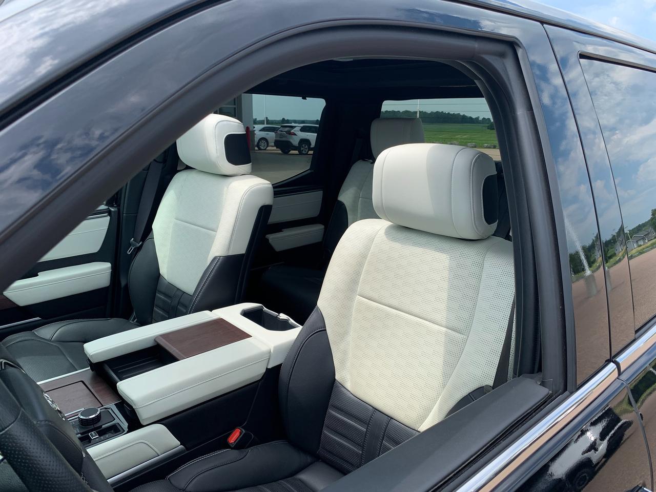 2023 Toyota Tundra Capstone Hybrid Photo