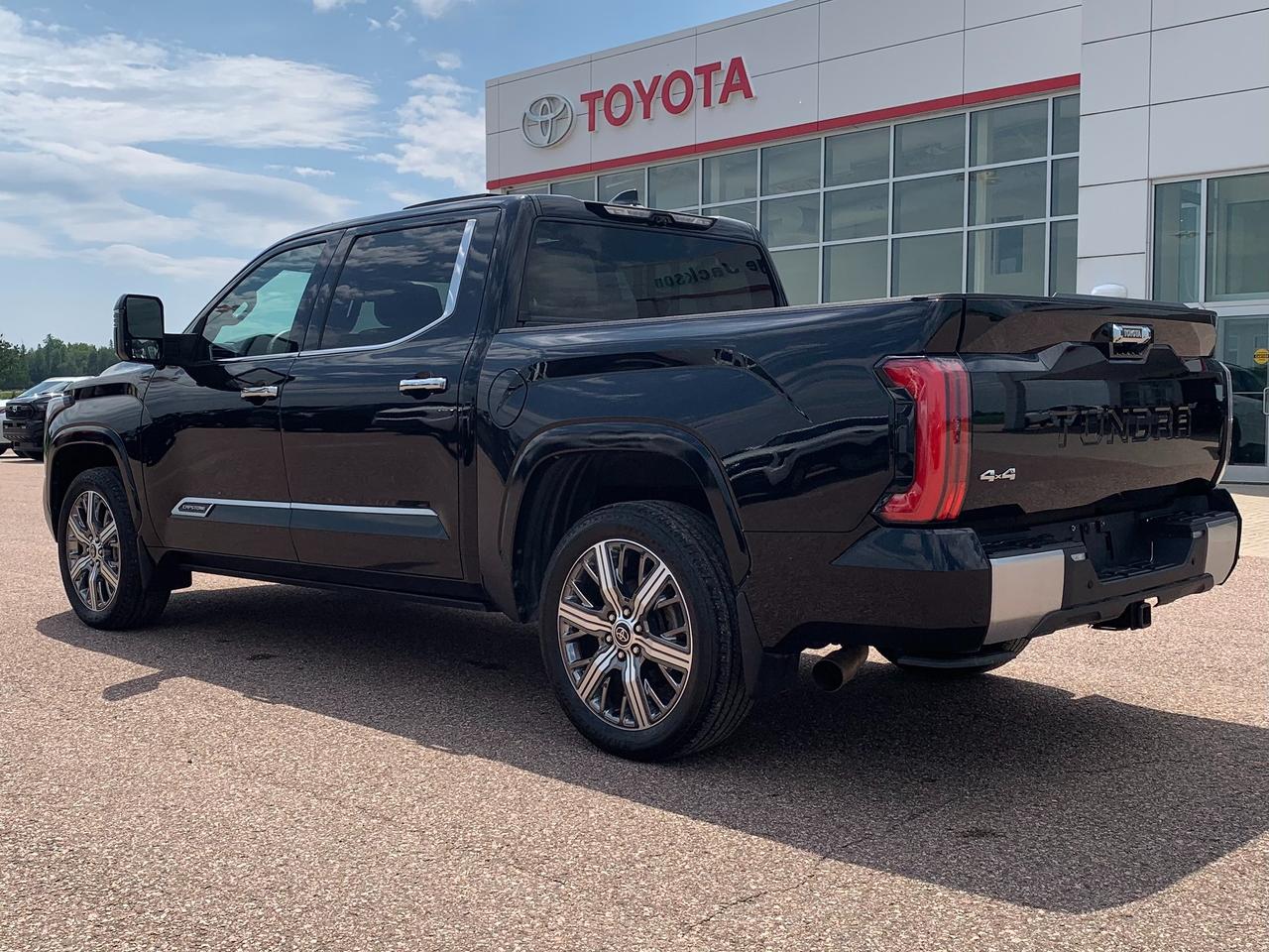 2023 Toyota Tundra Capstone Hybrid Photo2