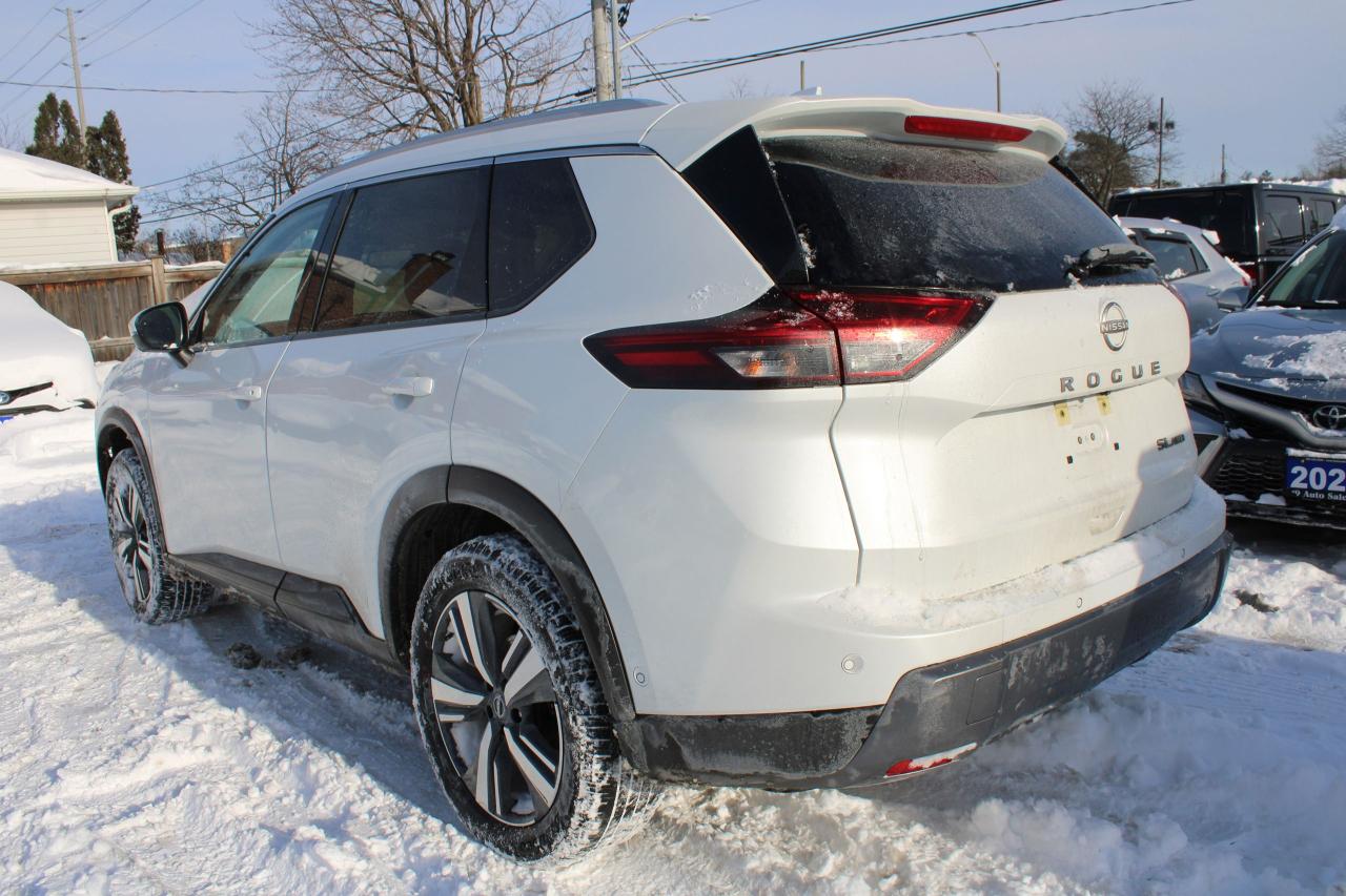 2024 Nissan Rogue SL Photo