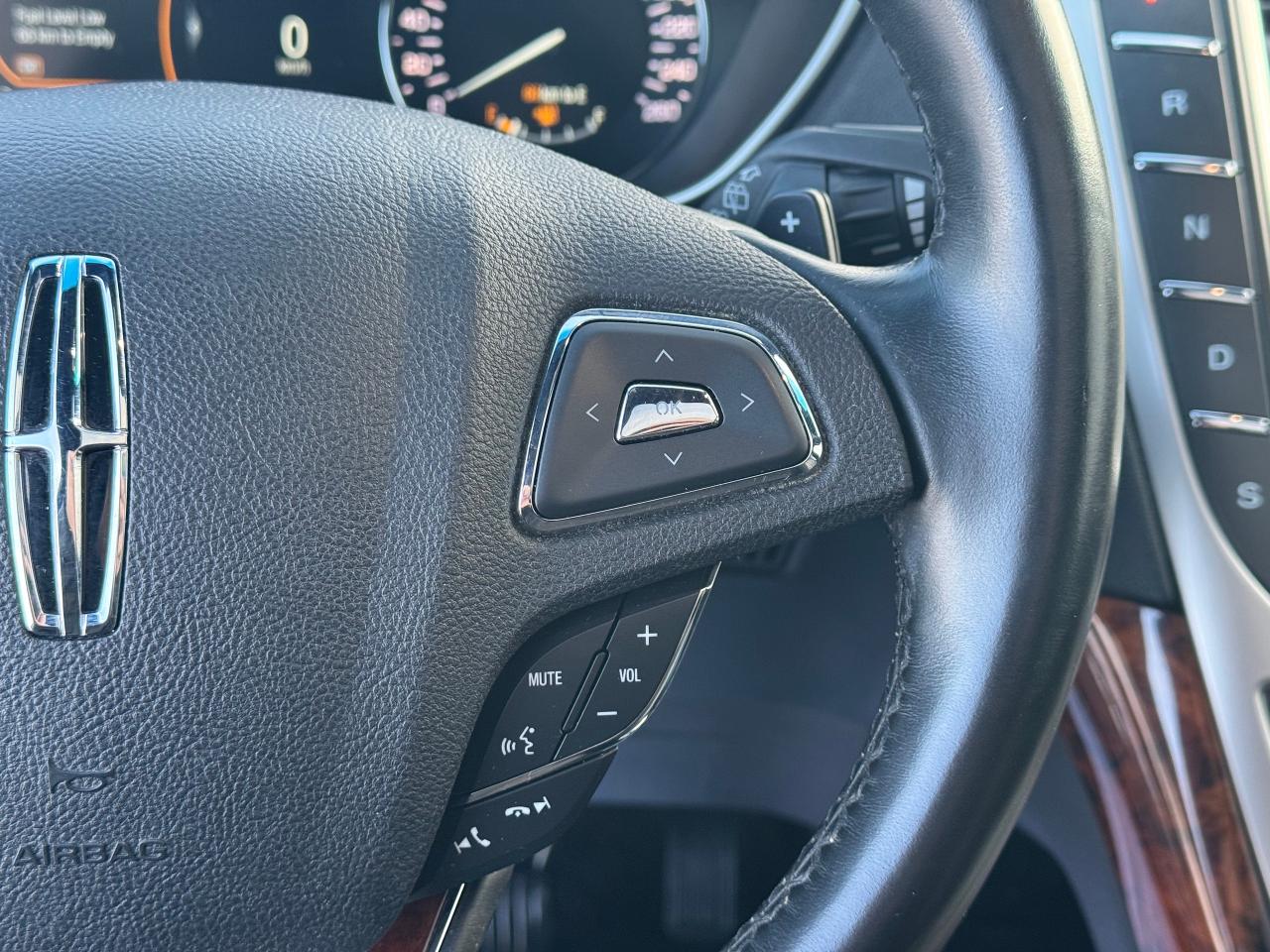 2017 Lincoln MKX Reserve **CLEAN CARFAX** Photo