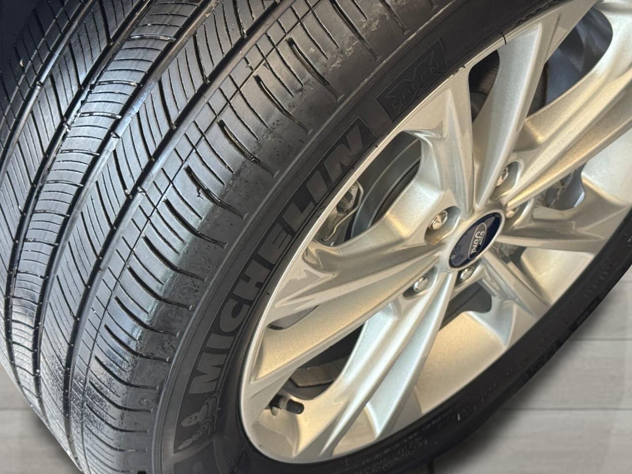 2017 Ford Escape SE+ApplePlay+Camera+Heated Seats+Rear Park Sensors Photo59