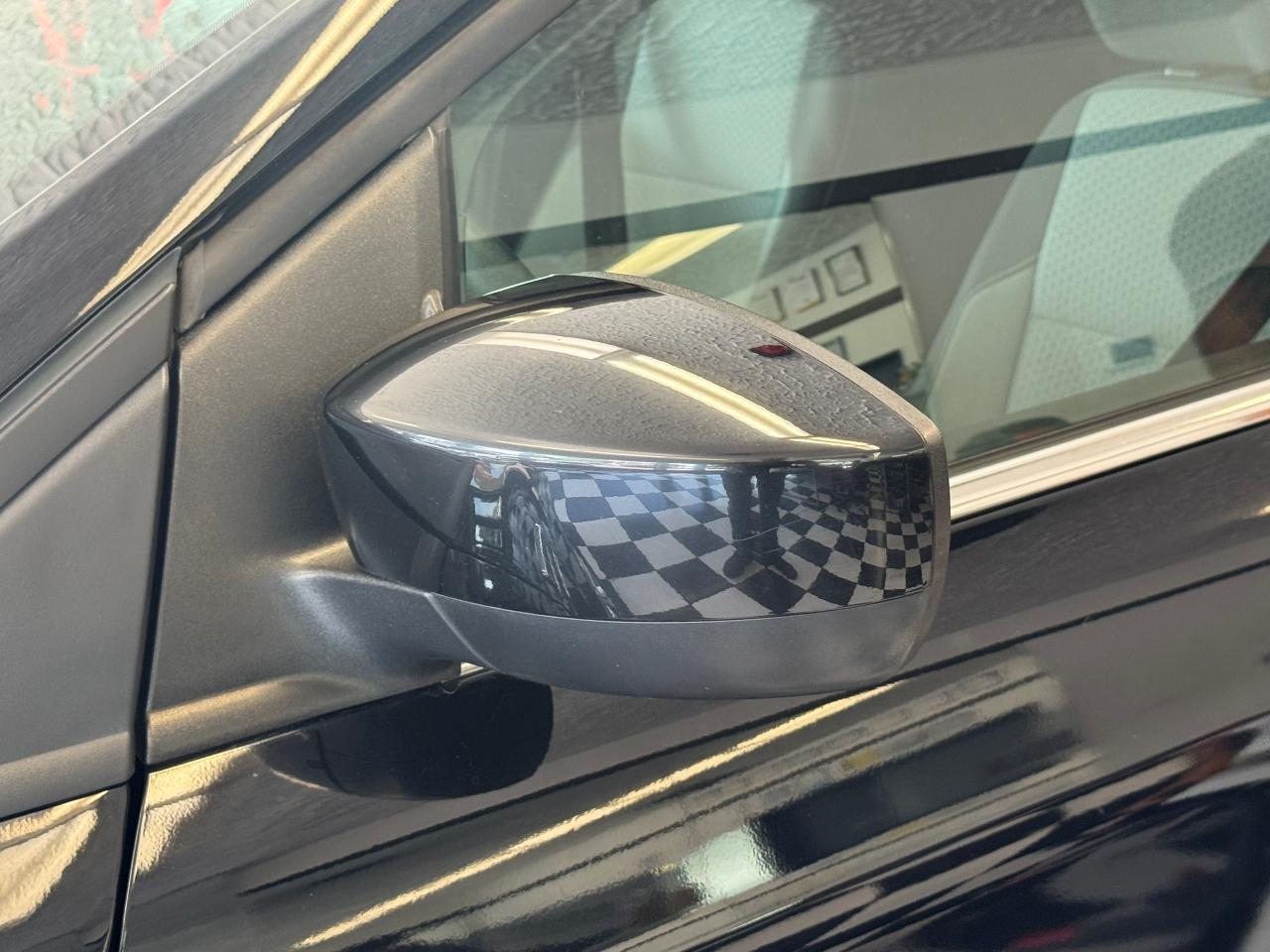 2017 Ford Escape SE+ApplePlay+Camera+Heated Seats+Rear Park Sensors Photo50