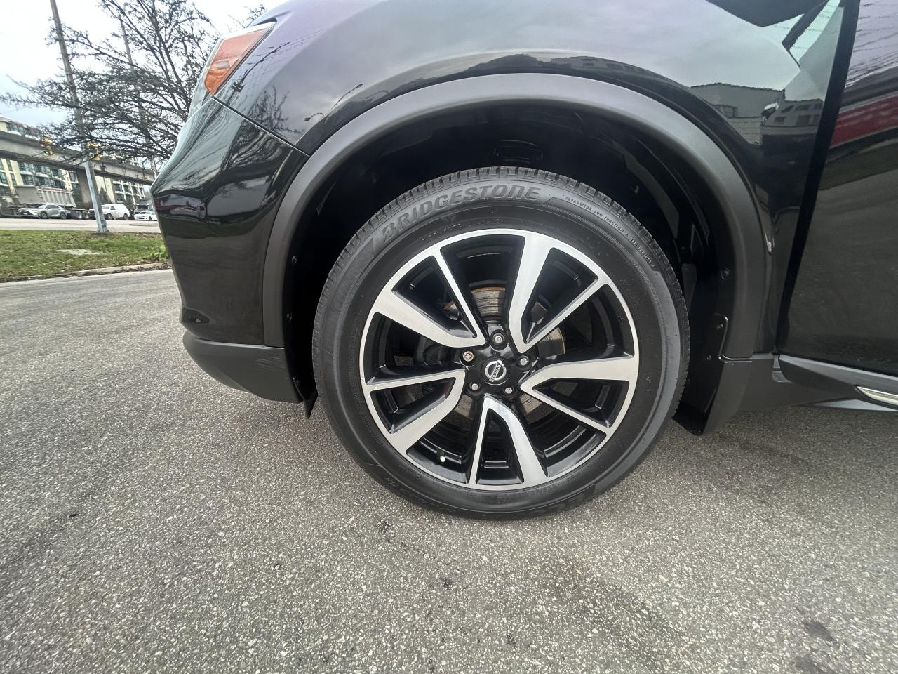 2018 Nissan Rogue SL - Photo #13