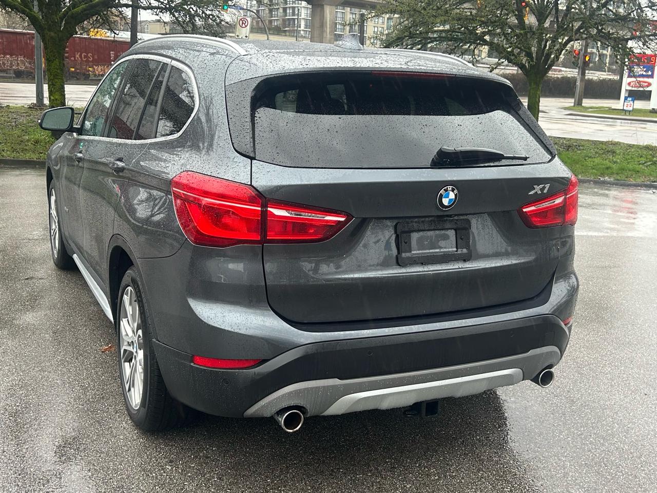 2016 BMW X1 xDrive28i - Photo #3