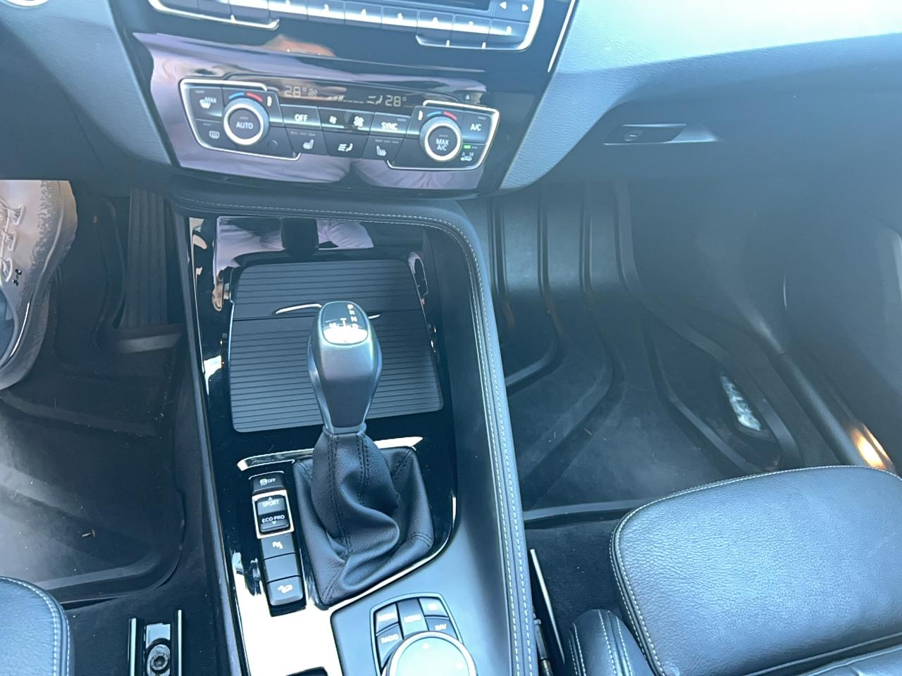 2016 BMW X1 xDrive28i Photo