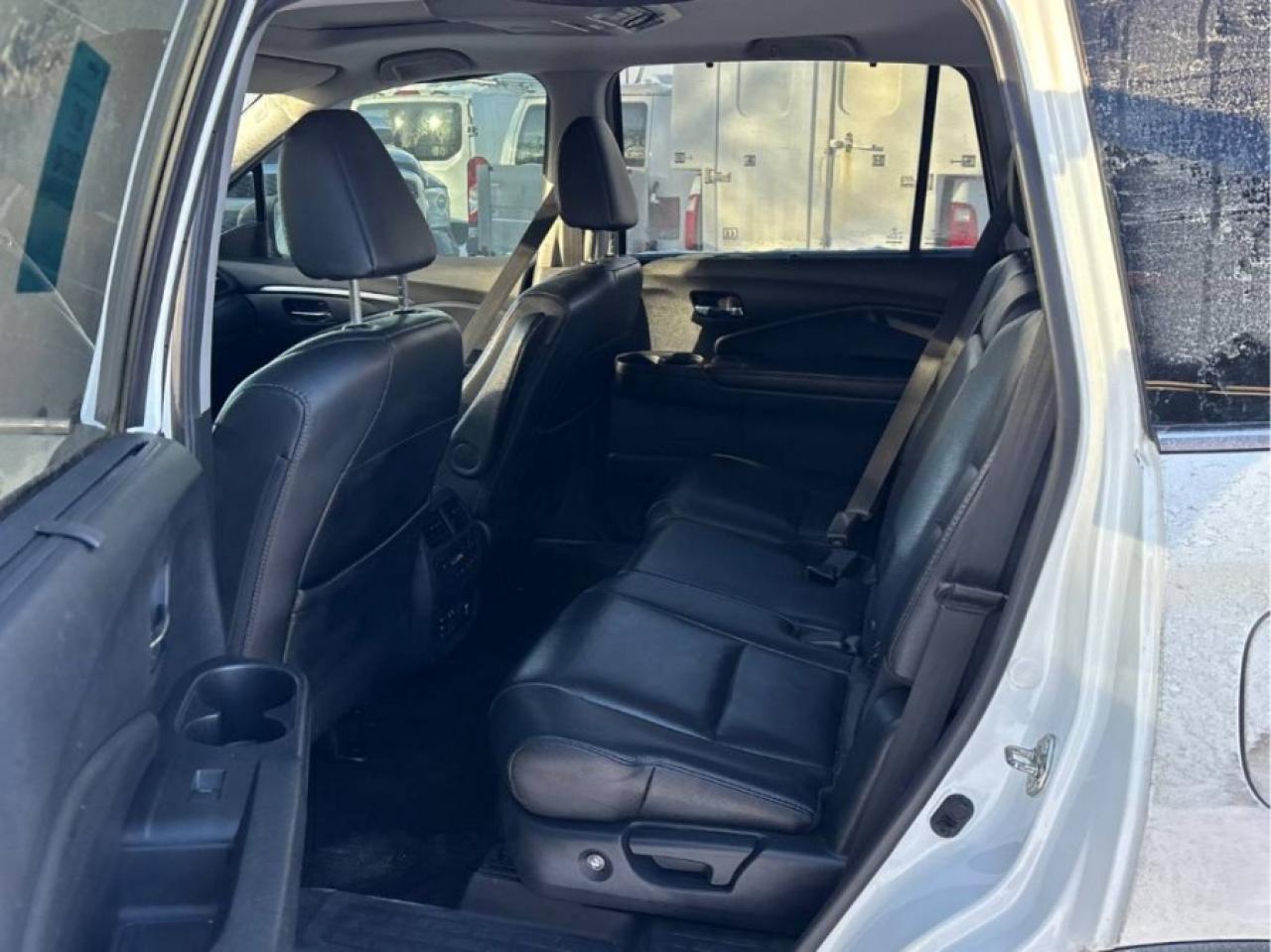 2017 Honda Pilot * AWD * NO ACCIDENTS EX-L W/RES Photo3