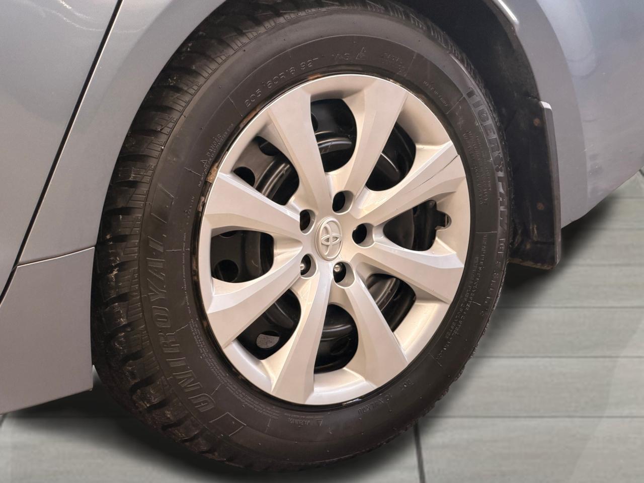 2020 Toyota Corolla LE+New Brakes+Adaptive Cruise+CLEAN CARFAX Photo42