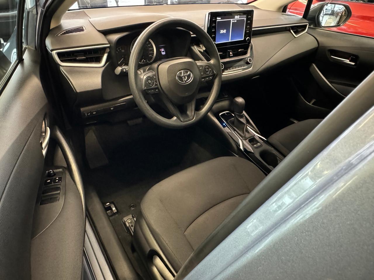 2020 Toyota Corolla LE+New Brakes+Adaptive Cruise+CLEAN CARFAX Photo70