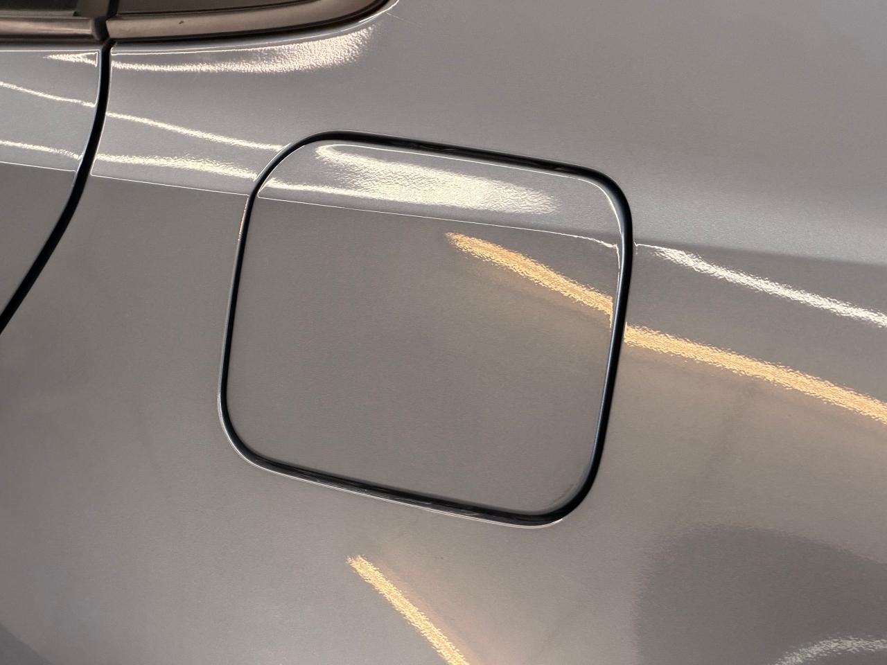 2020 Toyota Corolla LE+New Brakes+Adaptive Cruise+CLEAN CARFAX Photo45