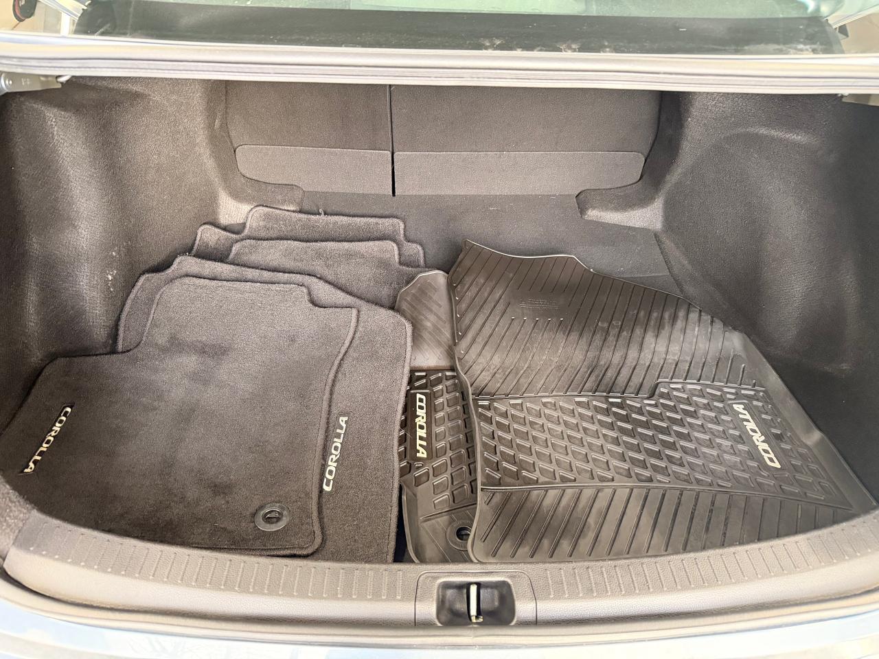 2020 Toyota Corolla LE+New Brakes+Adaptive Cruise+CLEAN CARFAX Photo25