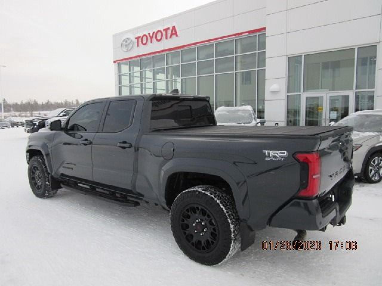 2025 Toyota Tacoma TRD SPORT PREMIUM Photo2