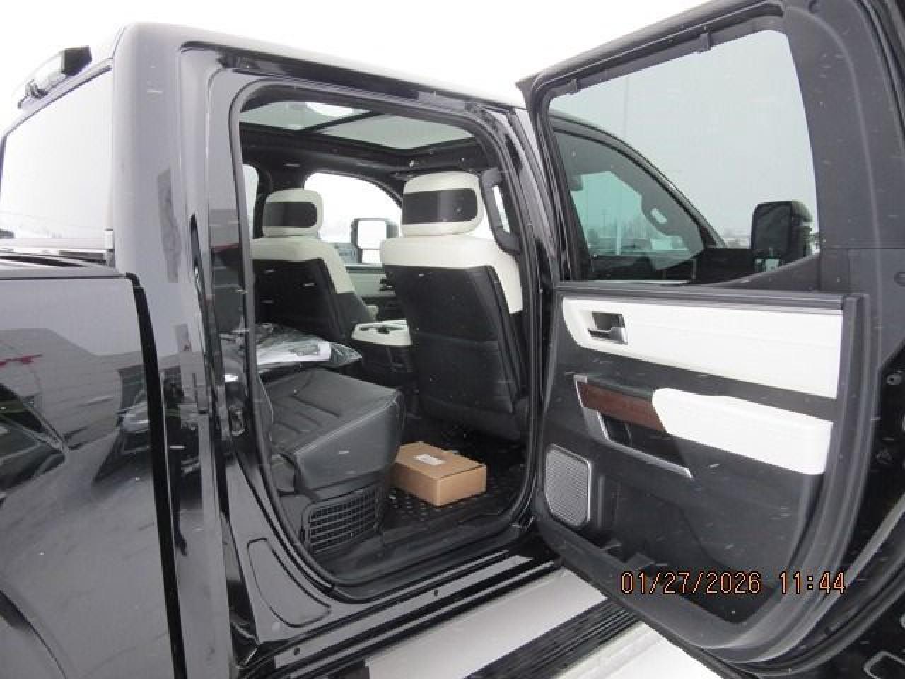 2023 Toyota Tundra Capstone Hybrid Photo