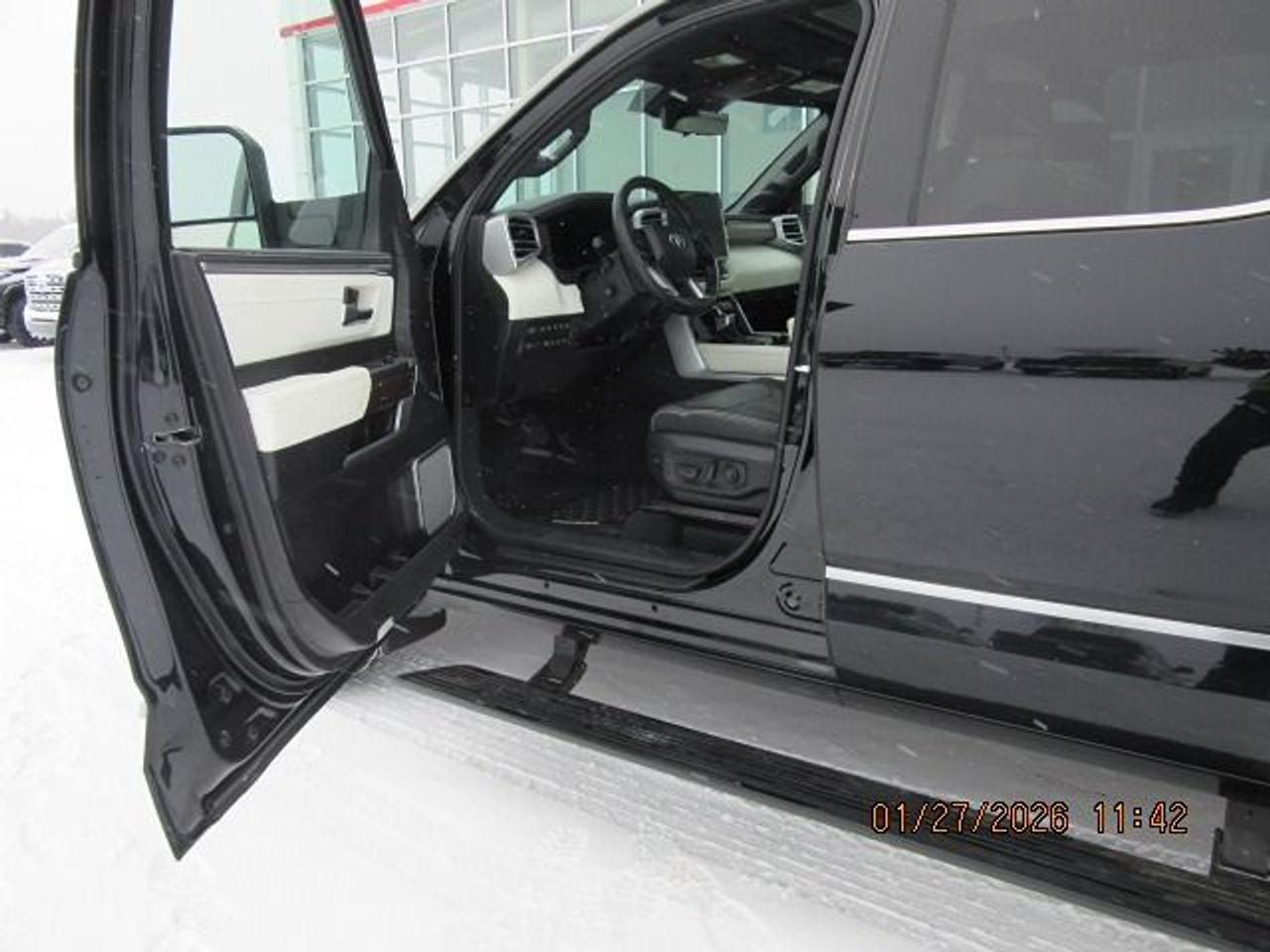 2023 Toyota Tundra Capstone Hybrid Photo