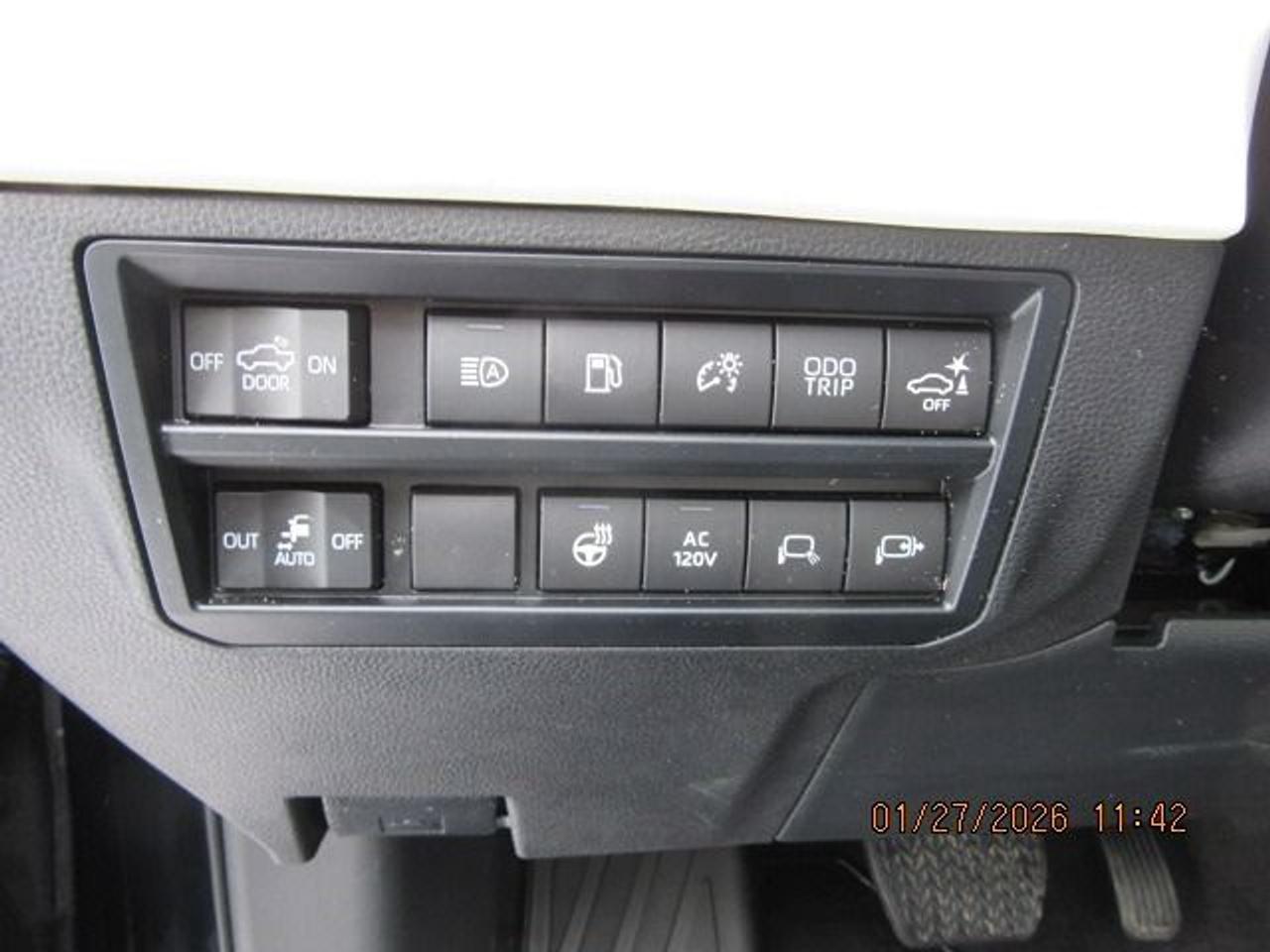 2023 Toyota Tundra Capstone Hybrid Photo