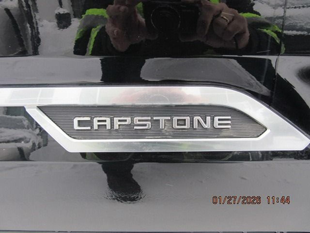 2023 Toyota Tundra Capstone Hybrid Photo