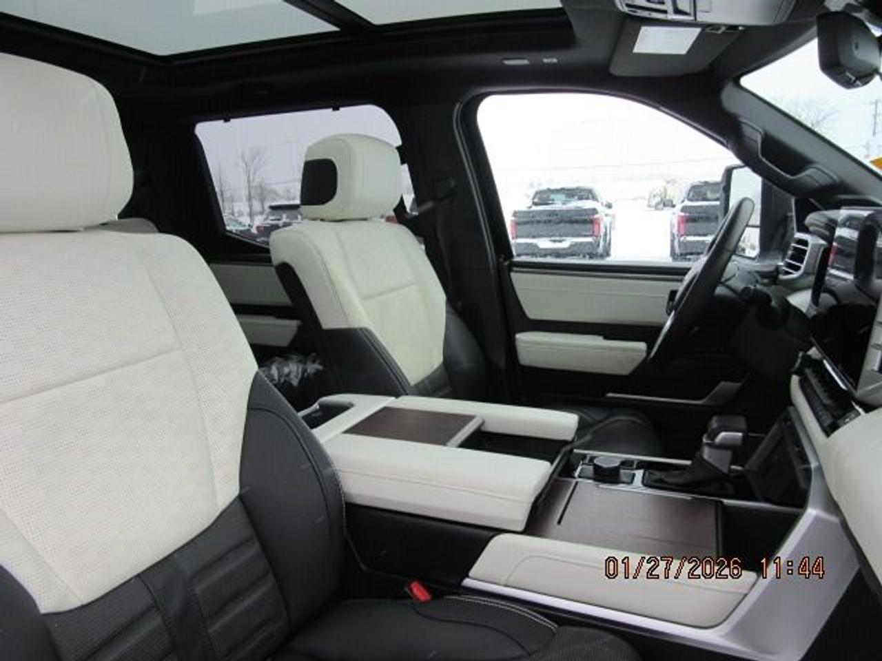 2023 Toyota Tundra Capstone Hybrid Photo