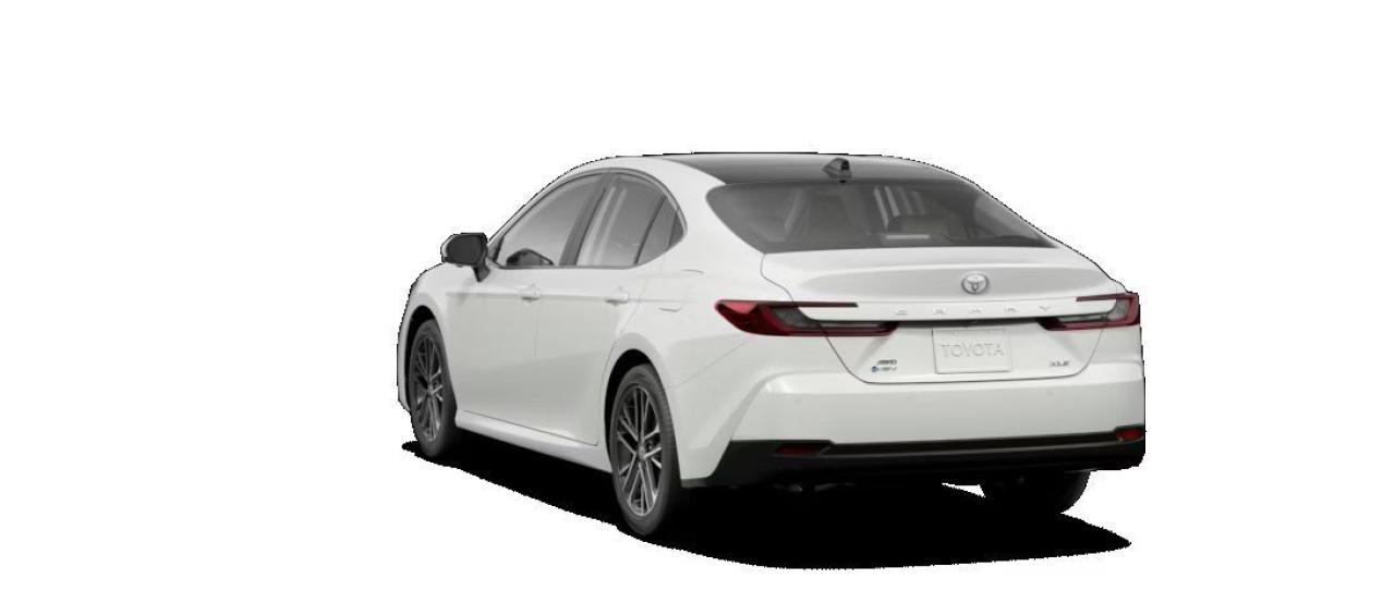 2026 Toyota Camry HYBRID XLE AWD Photo2