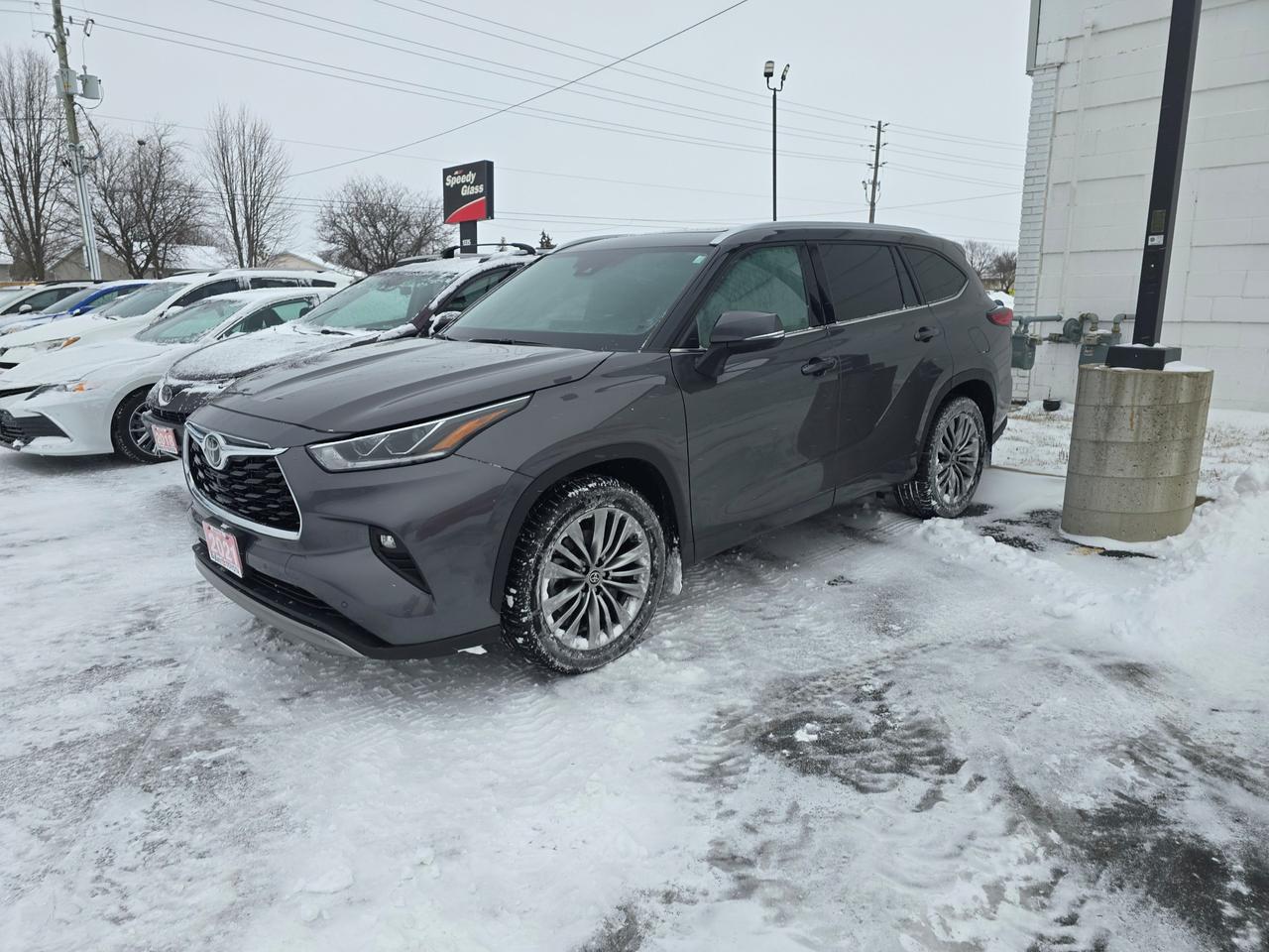 2021 Toyota Highlander Limited 4dr All-Wheel Drive Photo