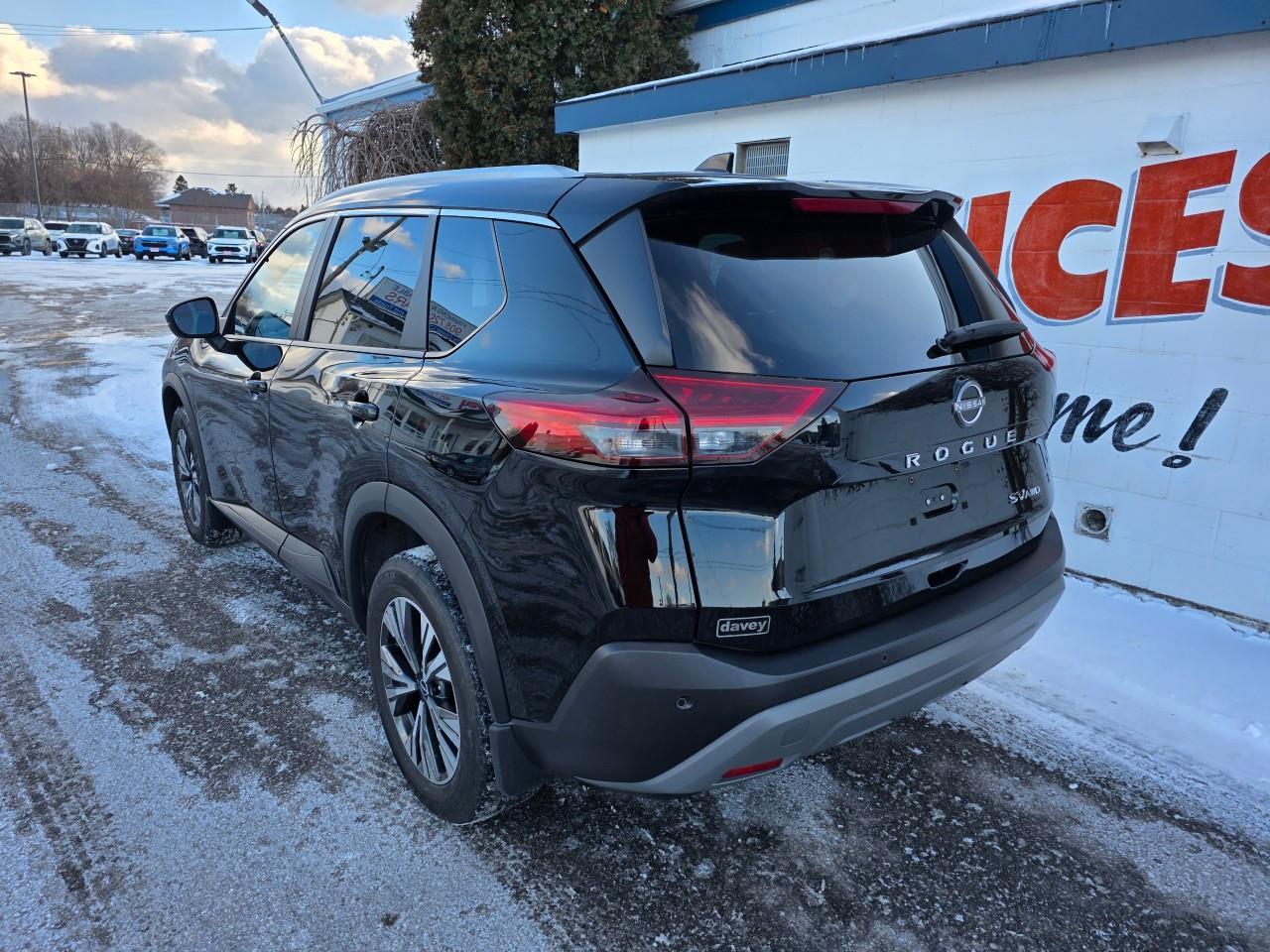 2022 Nissan Rogue SV 4dr All-Wheel Drive Sport Utility Photo