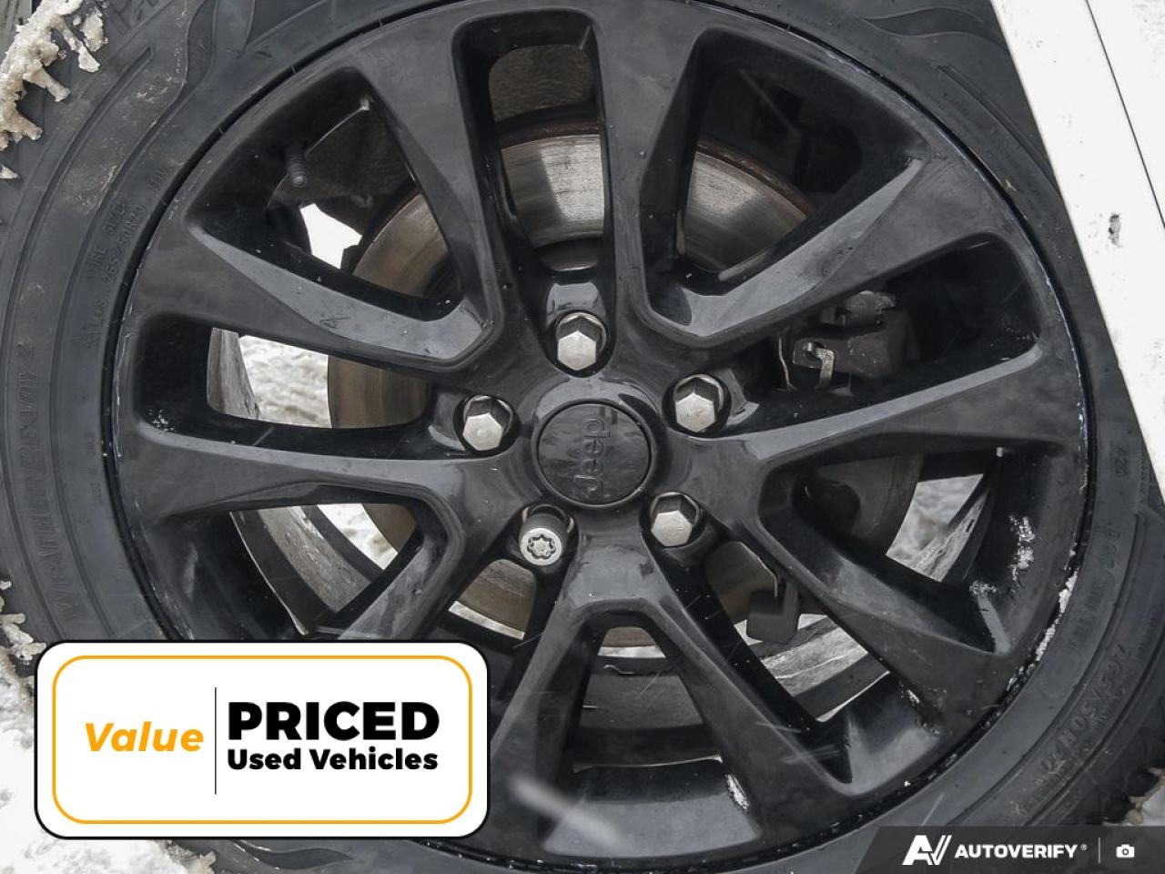 2020 Jeep Grand Cherokee Laredo 4dr 4x4 Photo