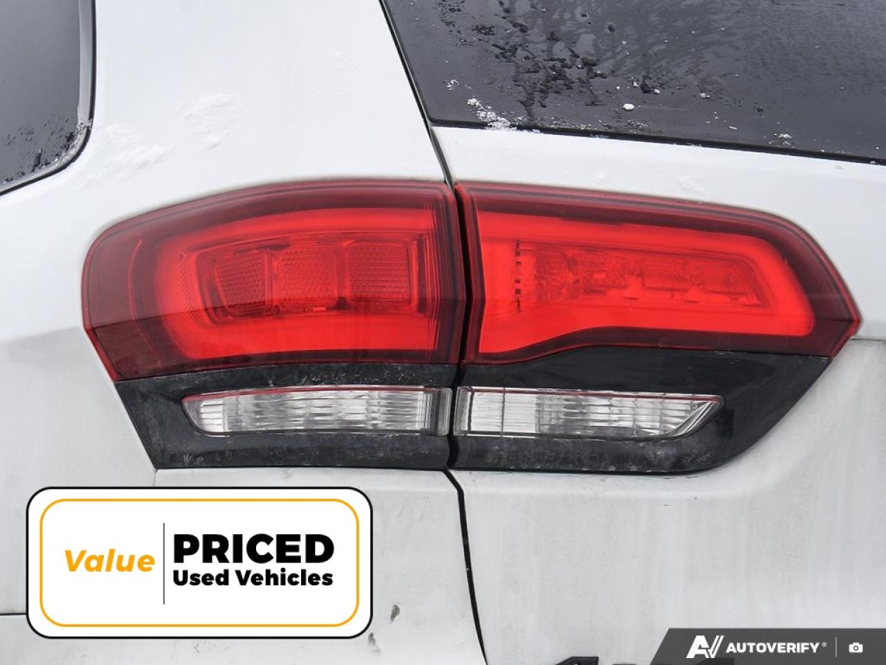 2020 Jeep Grand Cherokee Laredo 4dr 4x4 Photo