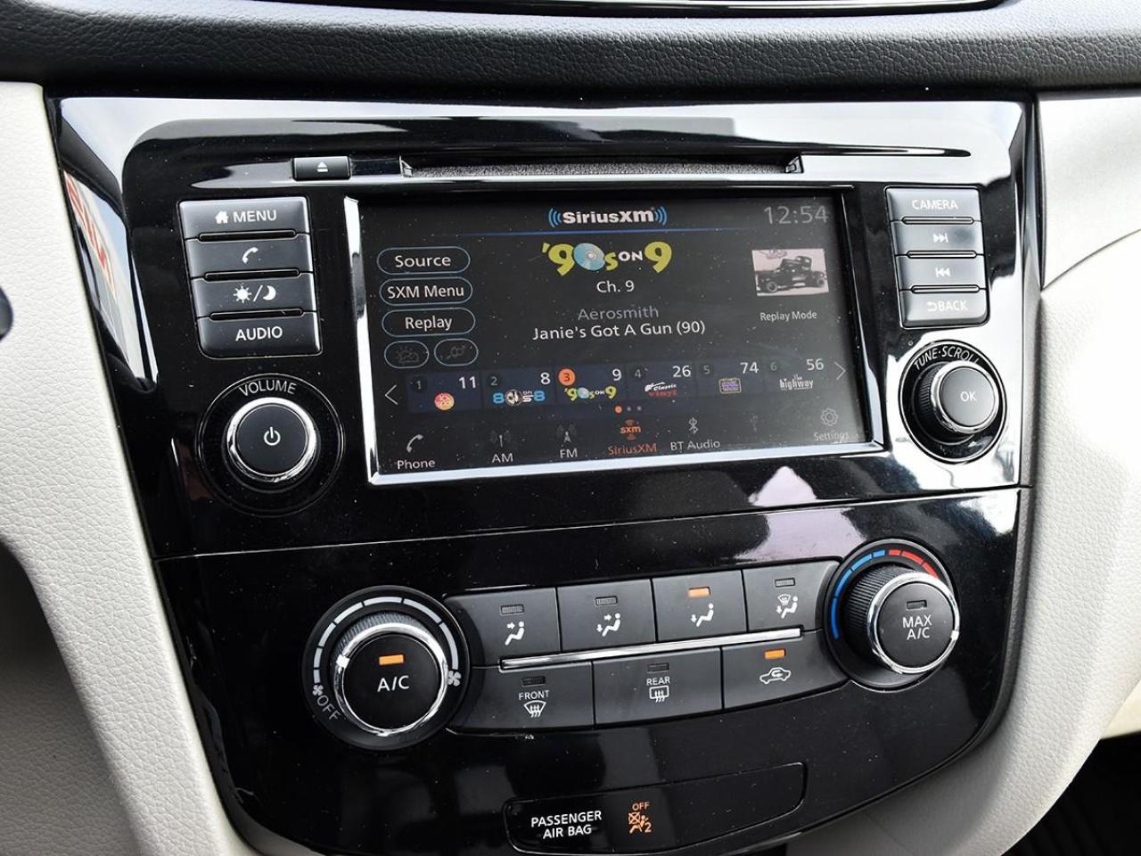 2019 Nissan Qashqai S (CVT) 4dr Front-Wheel Drive Photo