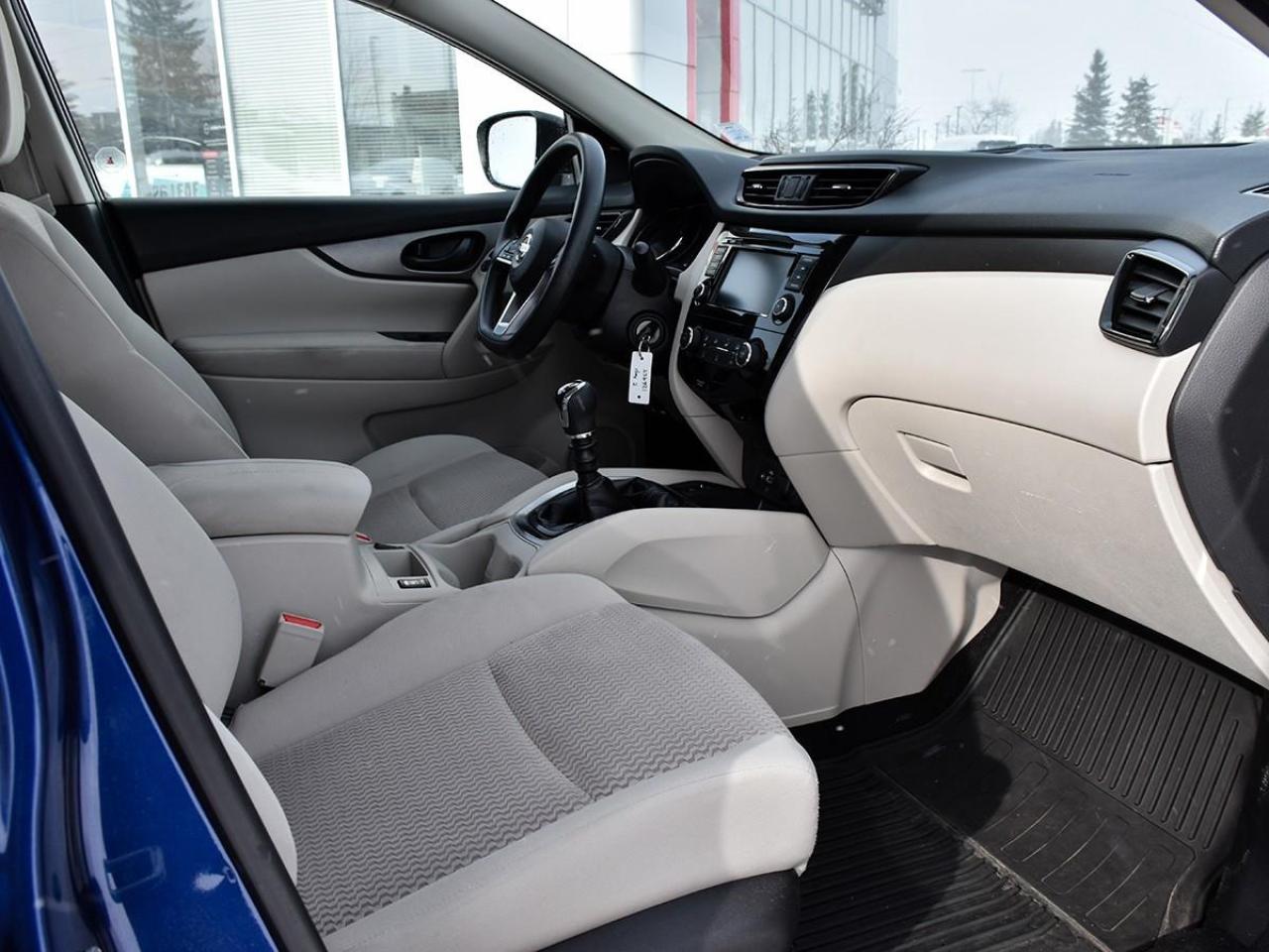 2019 Nissan Qashqai S (CVT) 4dr Front-Wheel Drive Photo