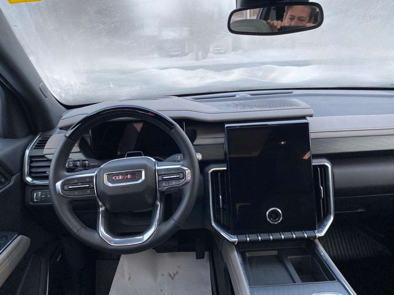 2024 GMC Acadia AWD Elevation Photo