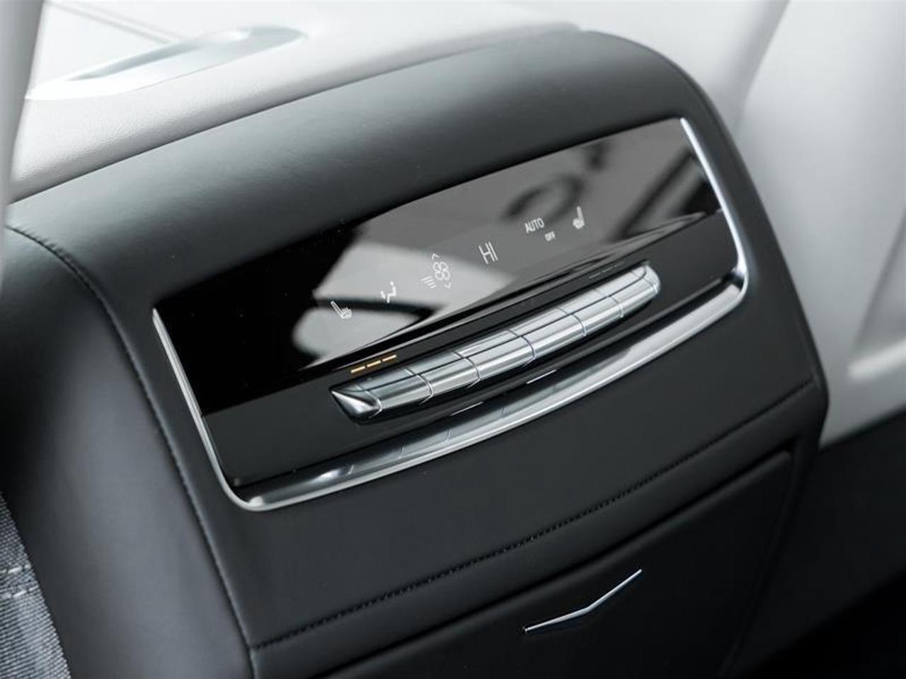 2026 Cadillac Escalade ESV Platinum Sport 4dr 4x4 Photo