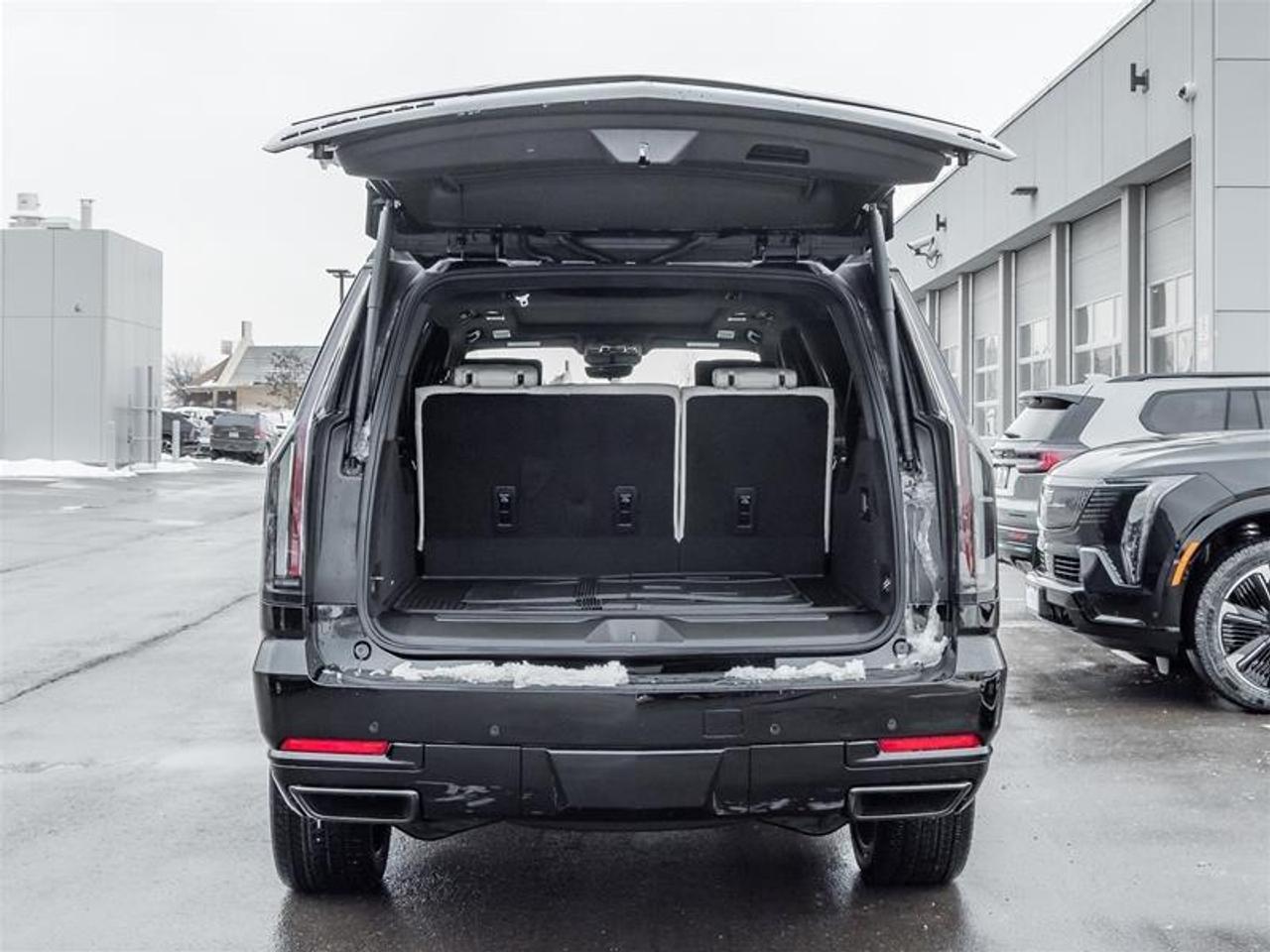 2026 Cadillac Escalade ESV Platinum Sport 4dr 4x4 Photo