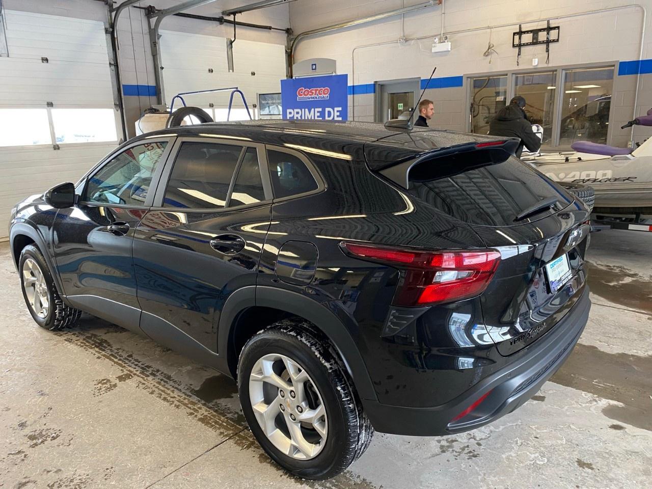 2024 Chevrolet Trax Fwd 4dr Ls Photo