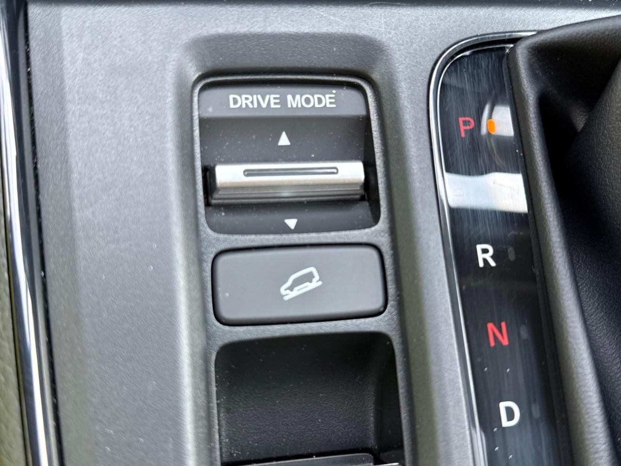 2026 Honda CR-V Hybrid Sport AWD Photo