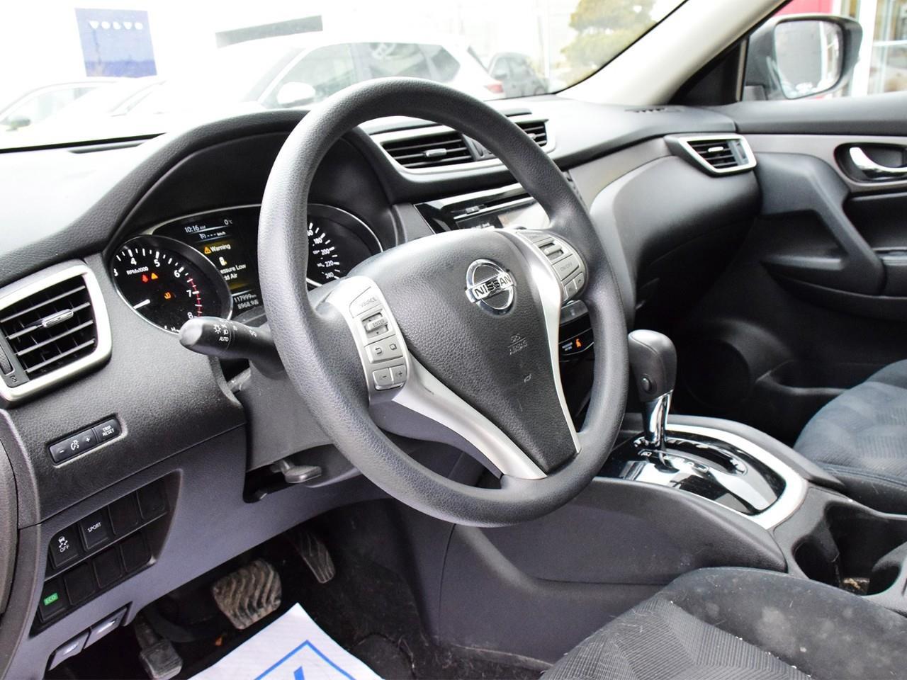 2015 Nissan Rogue  Photo