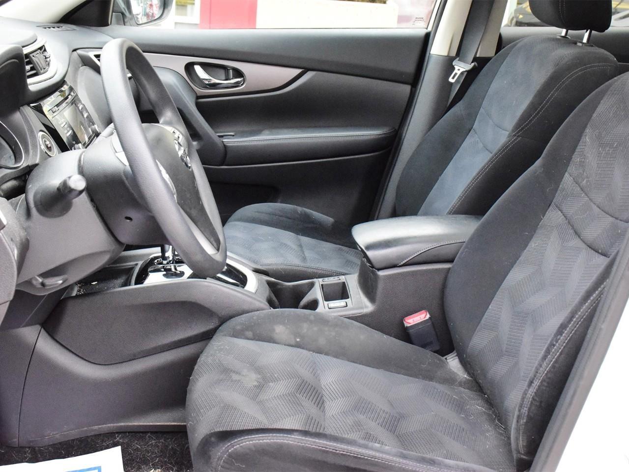 2015 Nissan Rogue  Photo