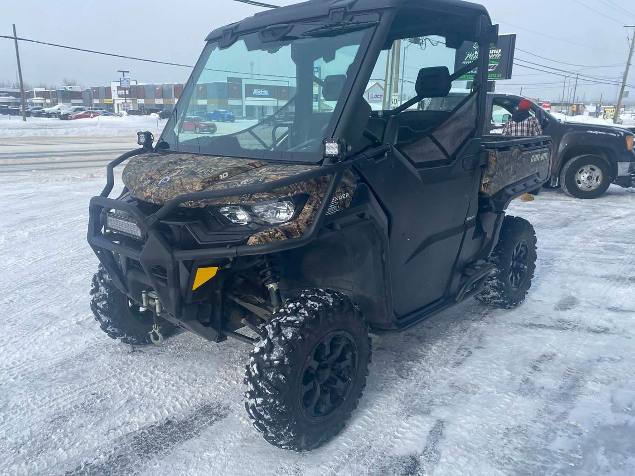2020 Polaris Defender XT™ HD10 Mossy Oak Break-Up Country Camo  Photo