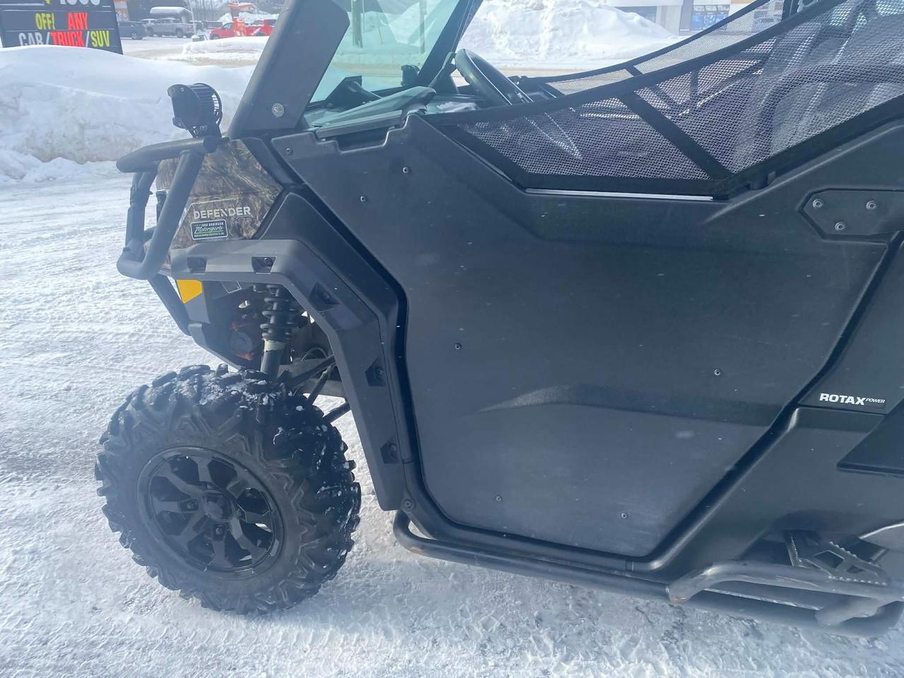 2020 Polaris Defender XT™ HD10 Mossy Oak Break-Up Country Camo  Photo