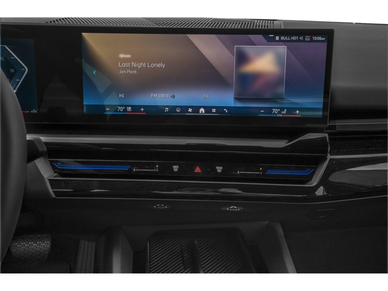 2026 BMW 5 Series 530i xDrive Sedan Photo