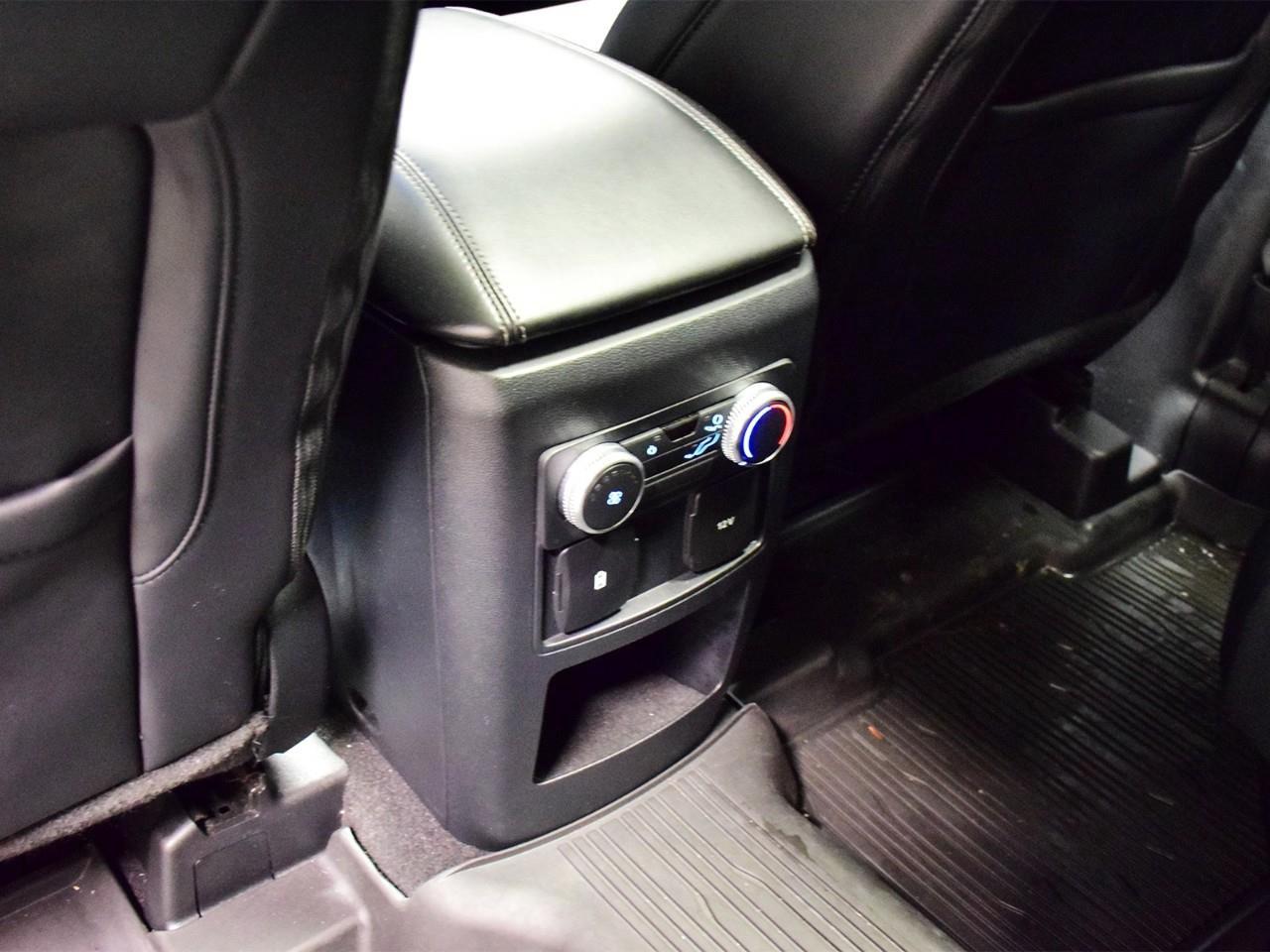 2021 Ford Explorer XLT 4DR 4X4 Photo