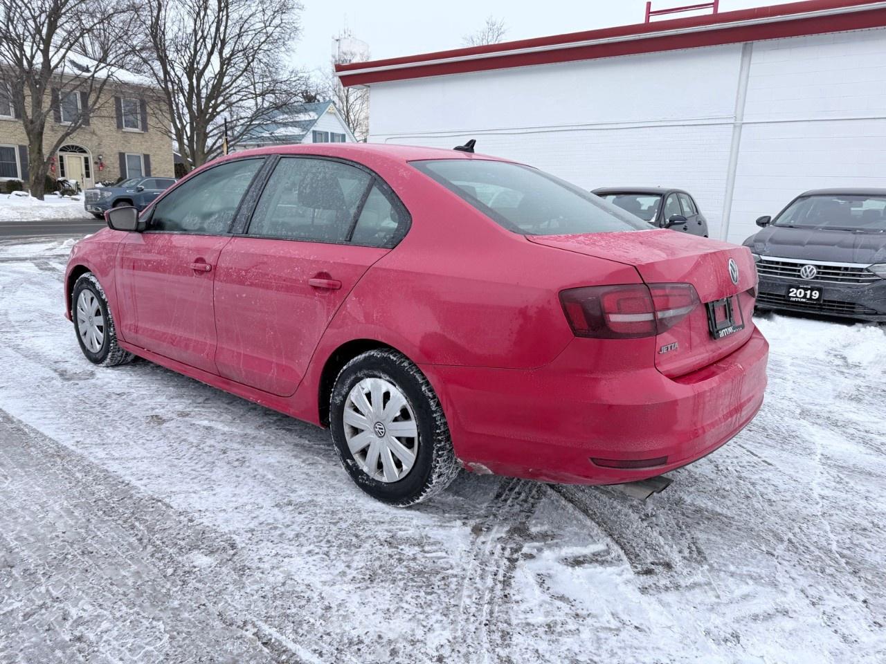 2017 Volkswagen Jetta Sedan 4dr 1.4 TSI Auto Trendline+ Photo