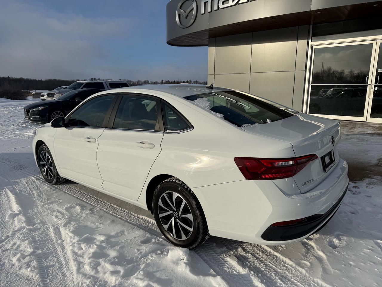 2024 Volkswagen Jetta Trendline (A8) 4dr Sedan Photo