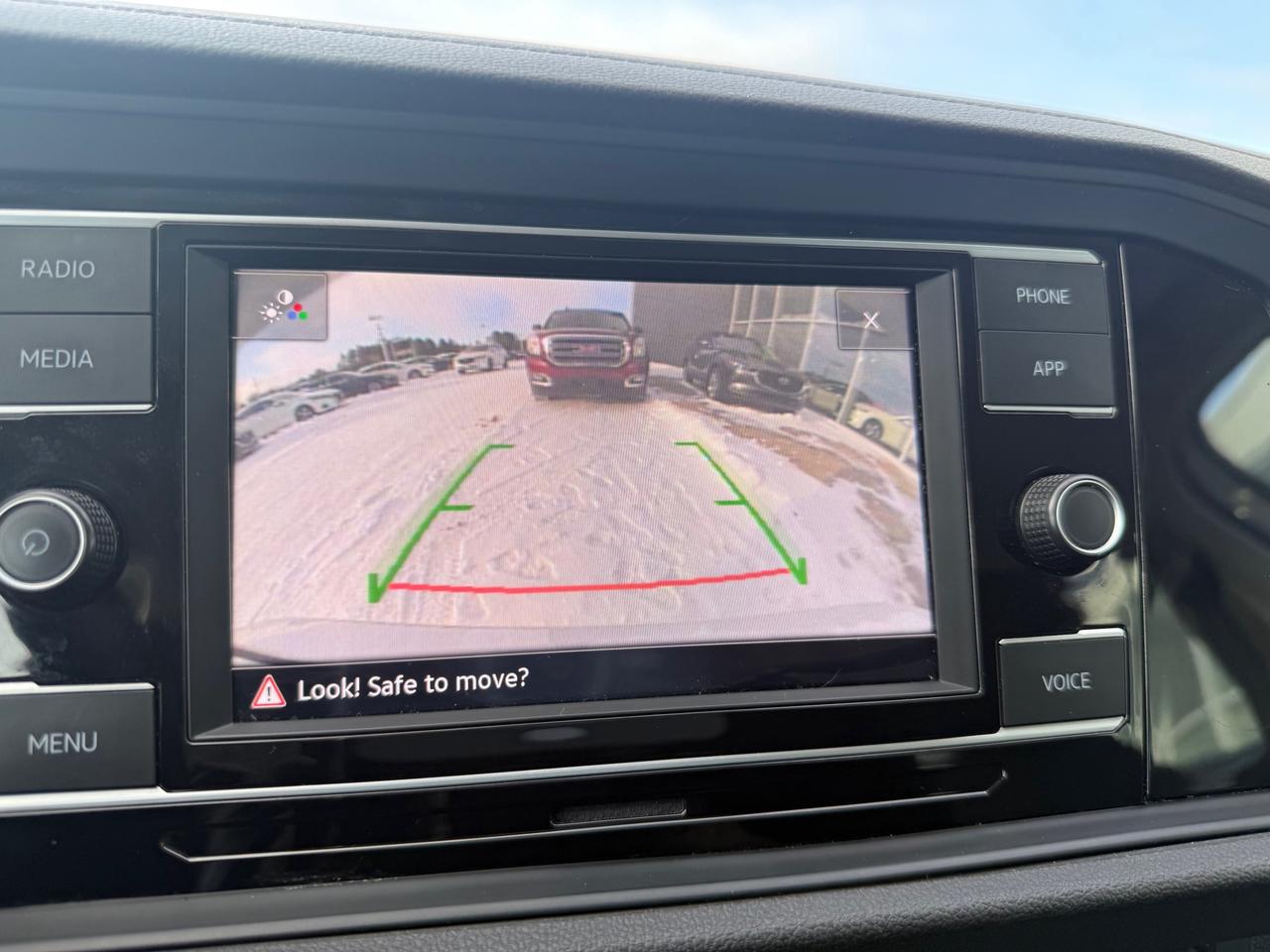 2024 Volkswagen Jetta Trendline (A8) 4dr Sedan Photo