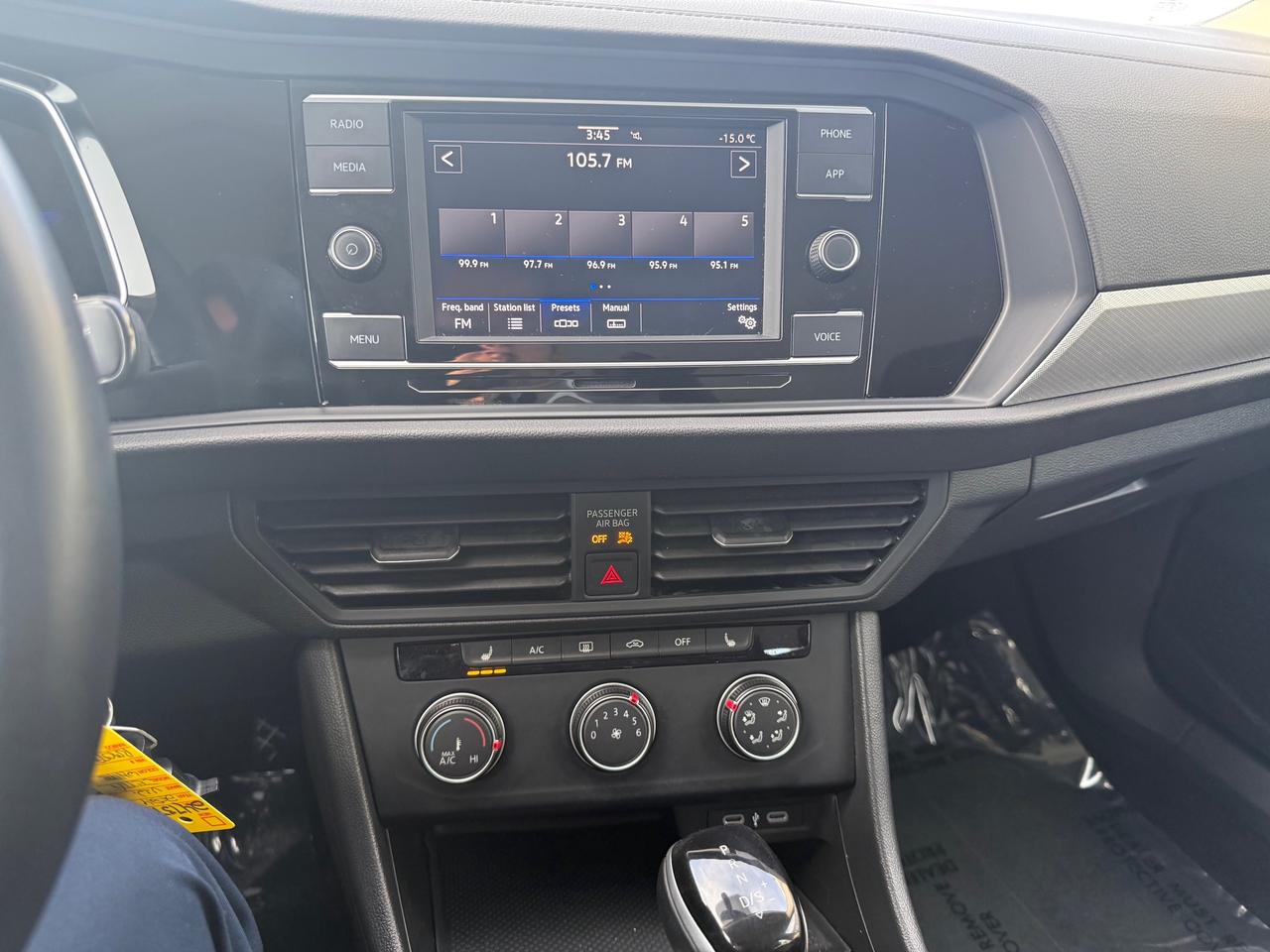 2024 Volkswagen Jetta Trendline (A8) 4dr Sedan Photo